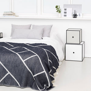 By Lassen Flow Cushion Grey Square